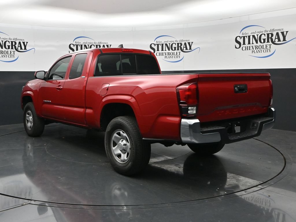 Used 2022 Toyota Tacoma SR5 RWD image 5