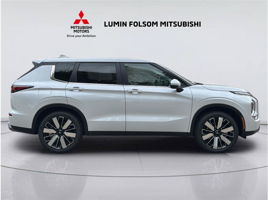 New 2026 Mitsubishi Outlander SE AWD/4WD image 6