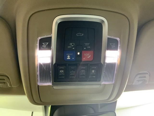 Used 2020 RAM 1500 Limited image 20