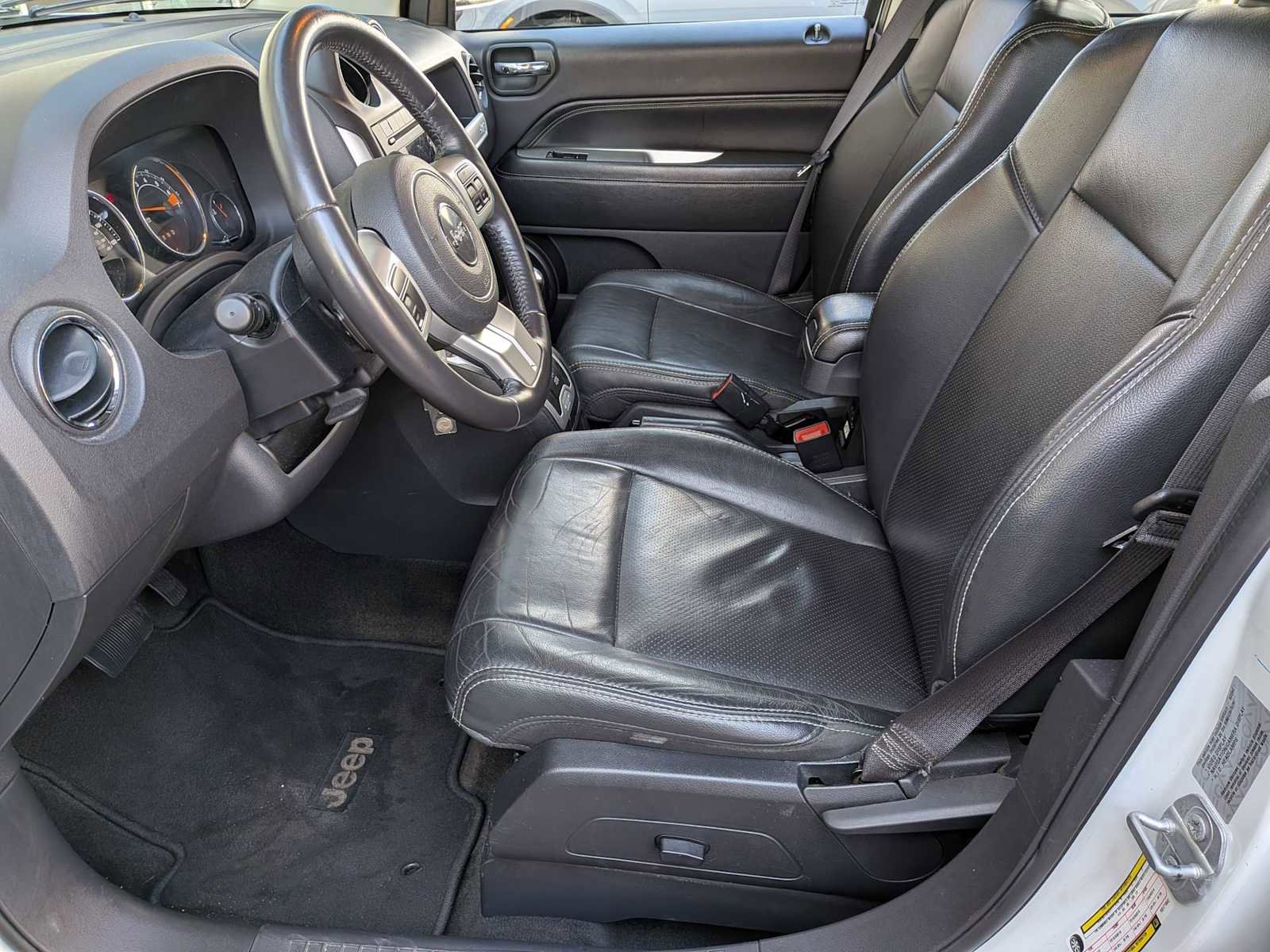 Used 2017 Jeep Compass High Altitude image 15