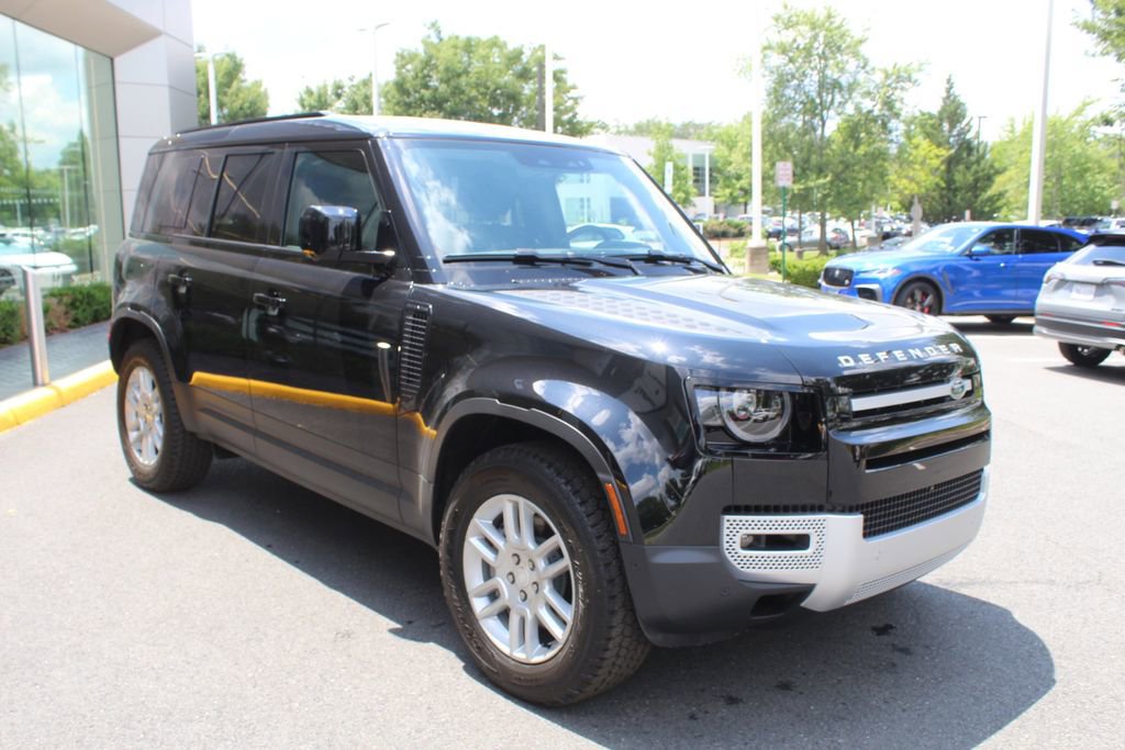 Used 2025 Land Rover Defender 110 S AWD/4WD image 9