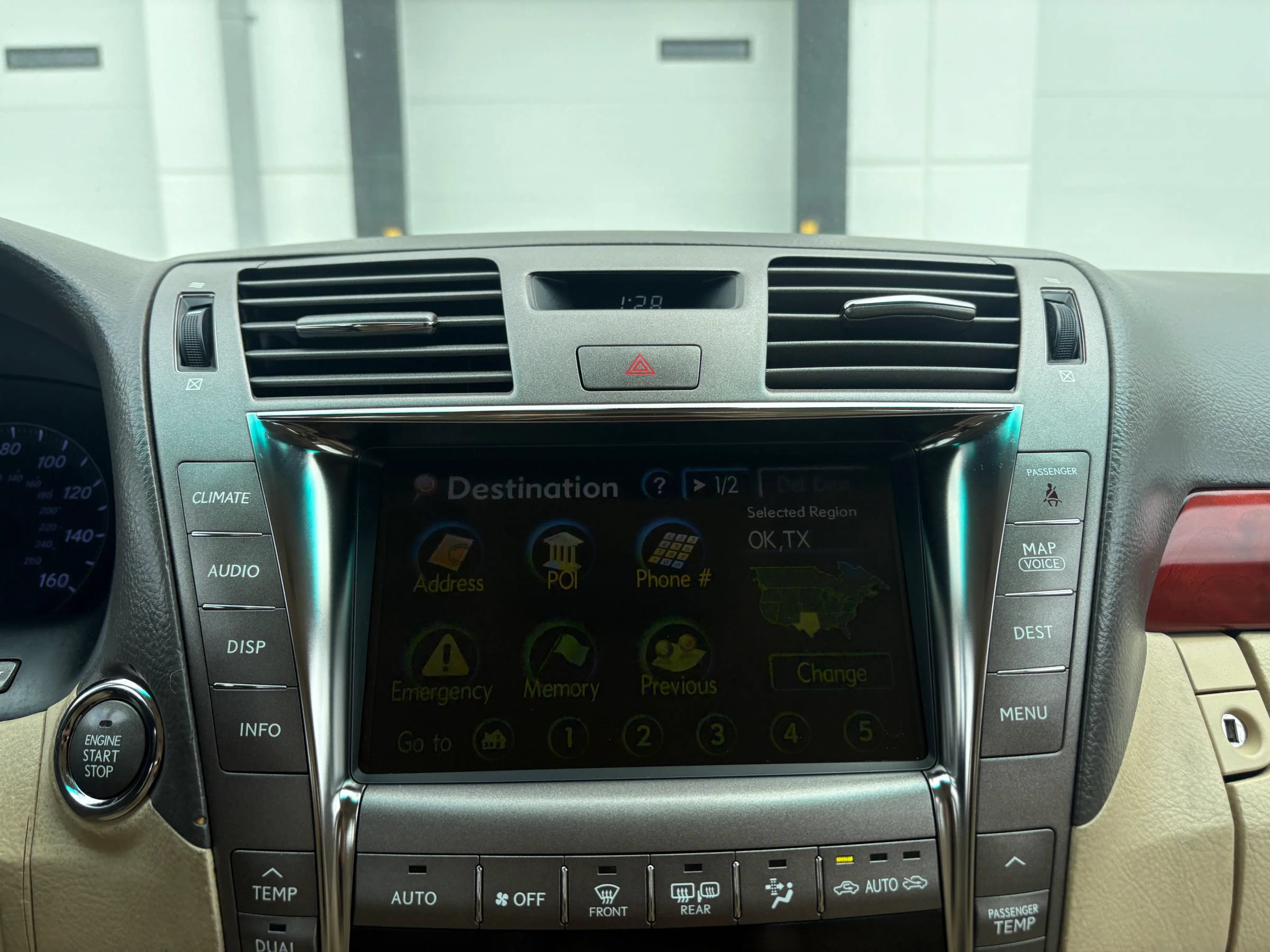 Used 2007 Lexus LS 460 L RWD image 34