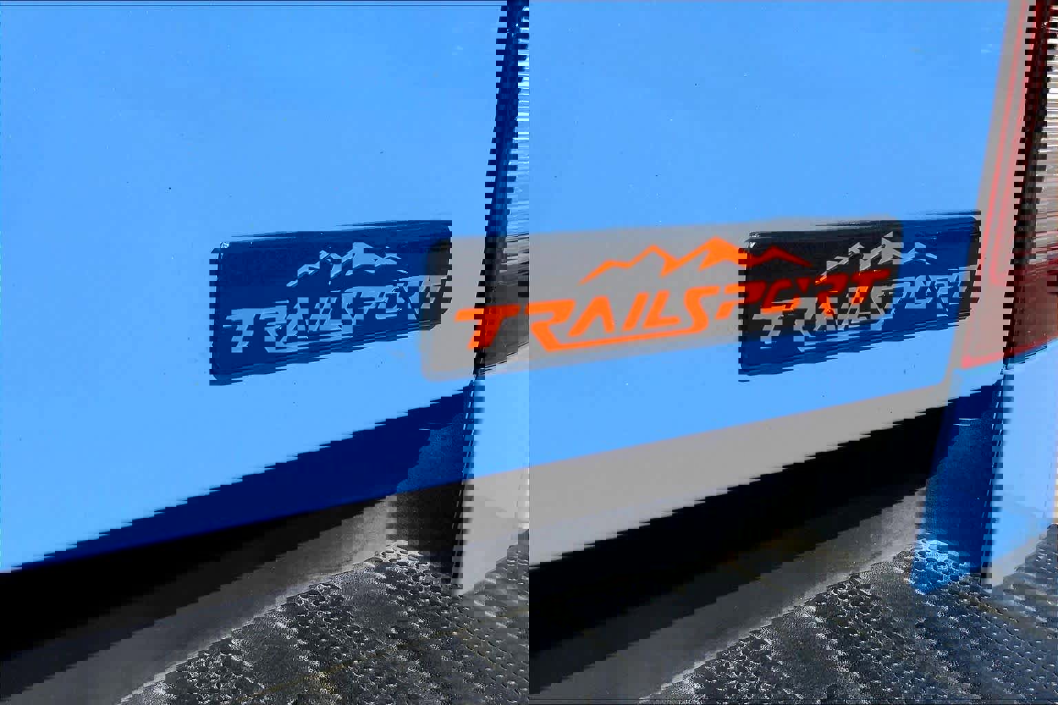 Used 2025 Honda Ridgeline TrailSport image 9