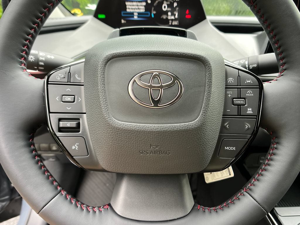 New 2026 Toyota Prius Plug-In Hybrid FWD image 14