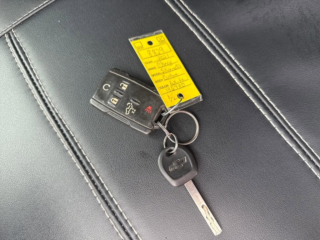 Used 2021 Chevrolet Silverado 1500 Custom image 35