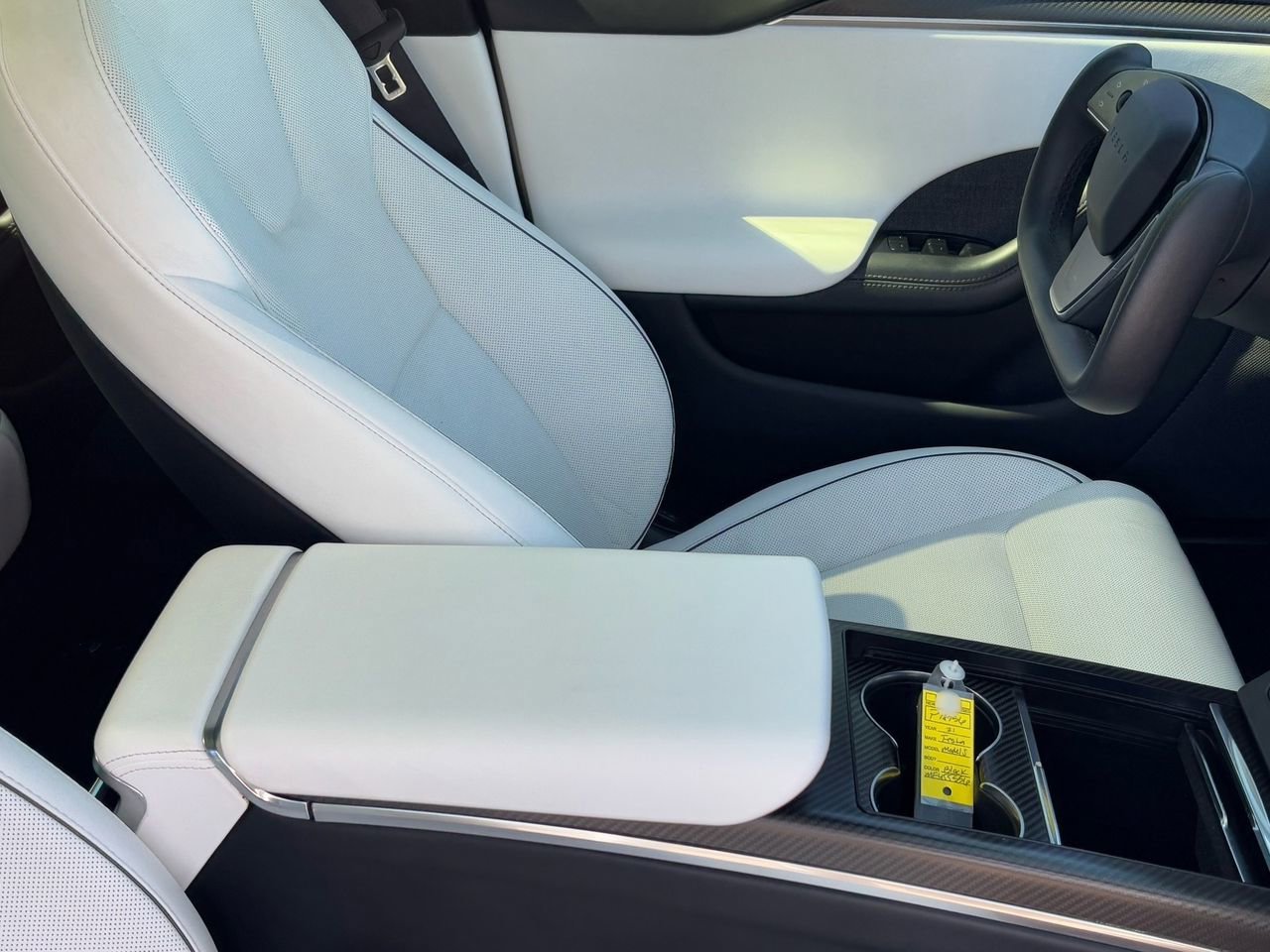 Used 2021 Tesla Model S Plaid image 10