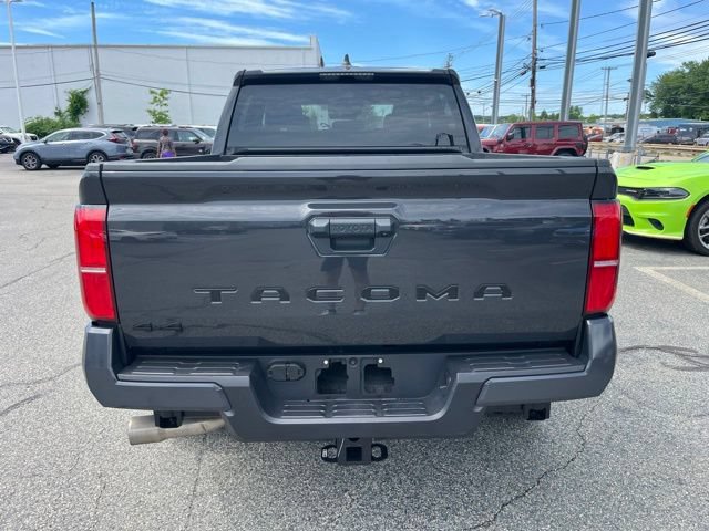 Used 2024 Toyota Tacoma 4x4 Double Cab image 4