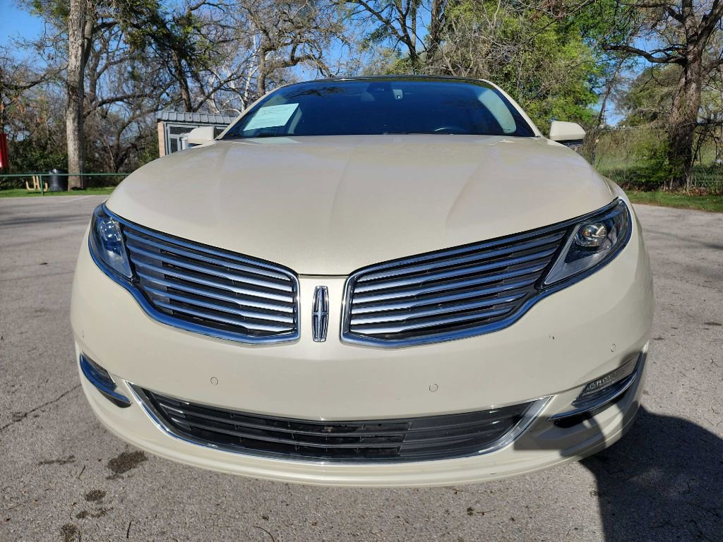 Used 2015 Lincoln MKZ AWD w/ Equipment Group 102A Reserve image 2
