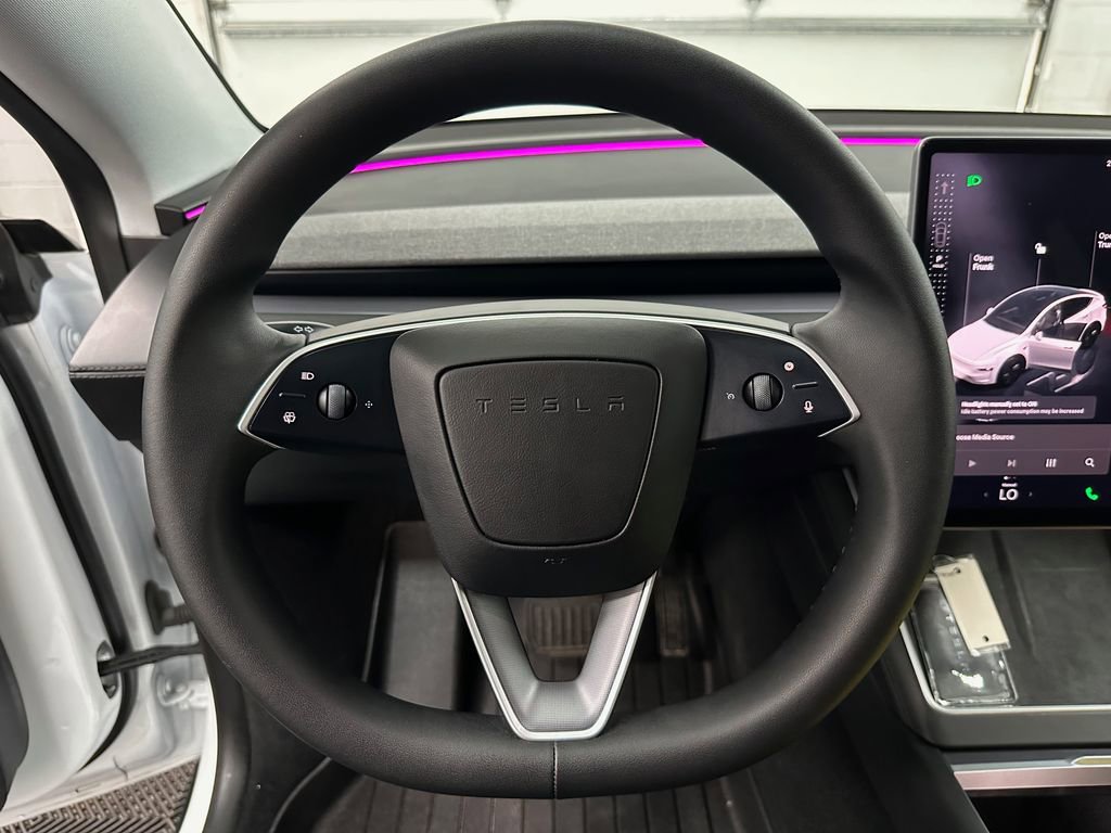 Used 2026 Tesla Model Y Long Range AWD/4WD image 14