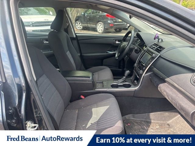 Used 2016 Toyota Camry LE FWD image 9