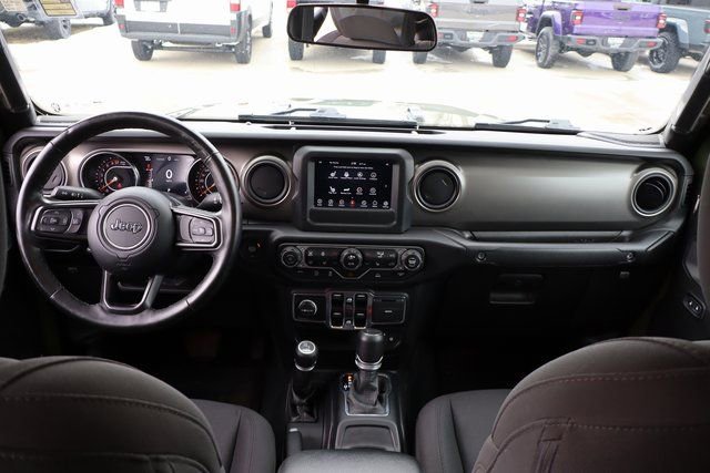 Used 2022 Jeep Gladiator Sport image 39