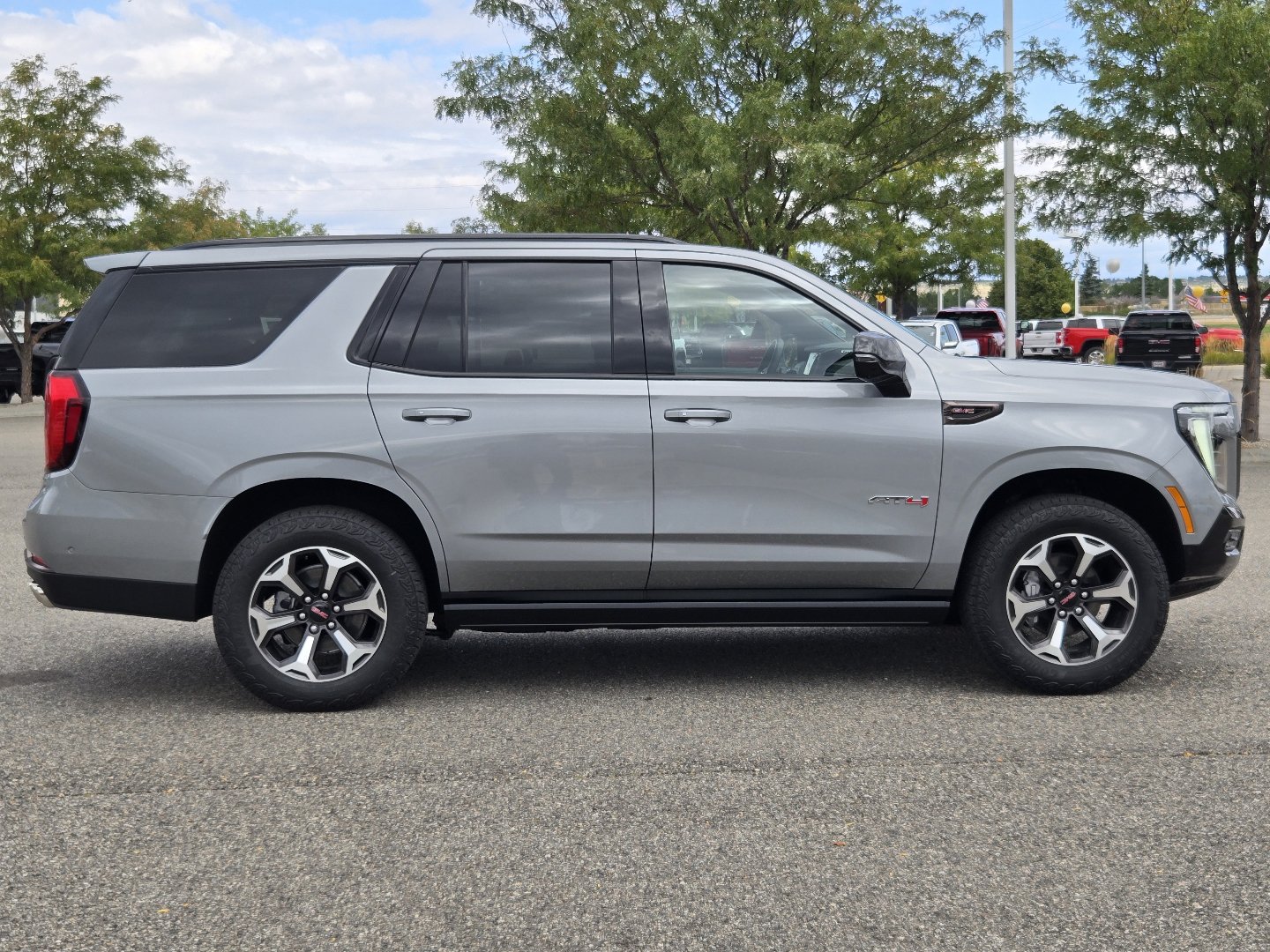New 2026 GMC Yukon AT4 Ultimate AWD/4WD image 45