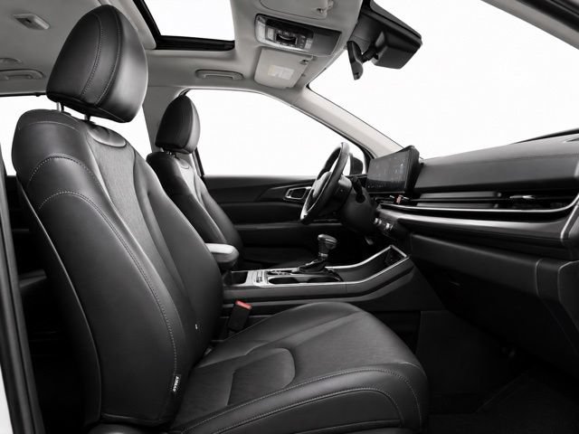 Used 2026 Kia Carnival SX w/ SX Dark Edition Package FWD image 30