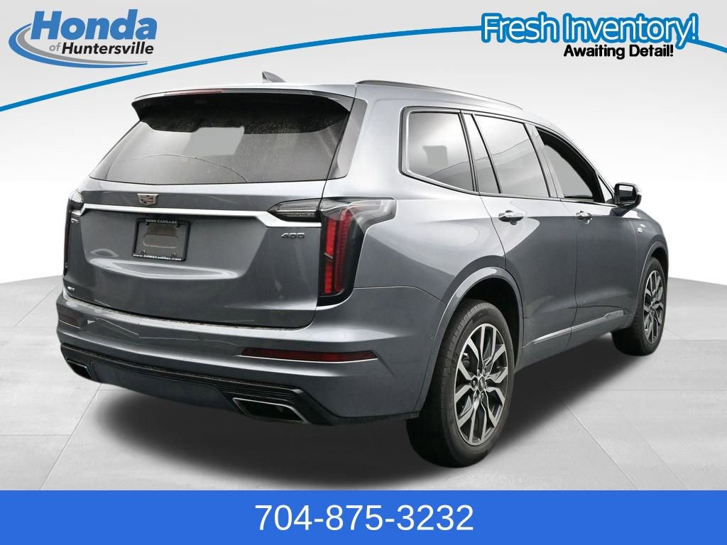 Used 2022 Cadillac XT6 Sport w/ Technology Package AWD/4WD image 8