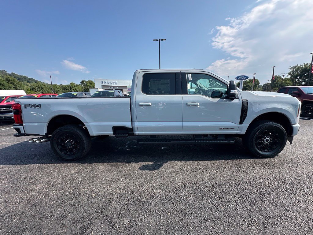 New 2026 Ford F350 XLT w/ XLT Premium Package AWD/4WD image 4