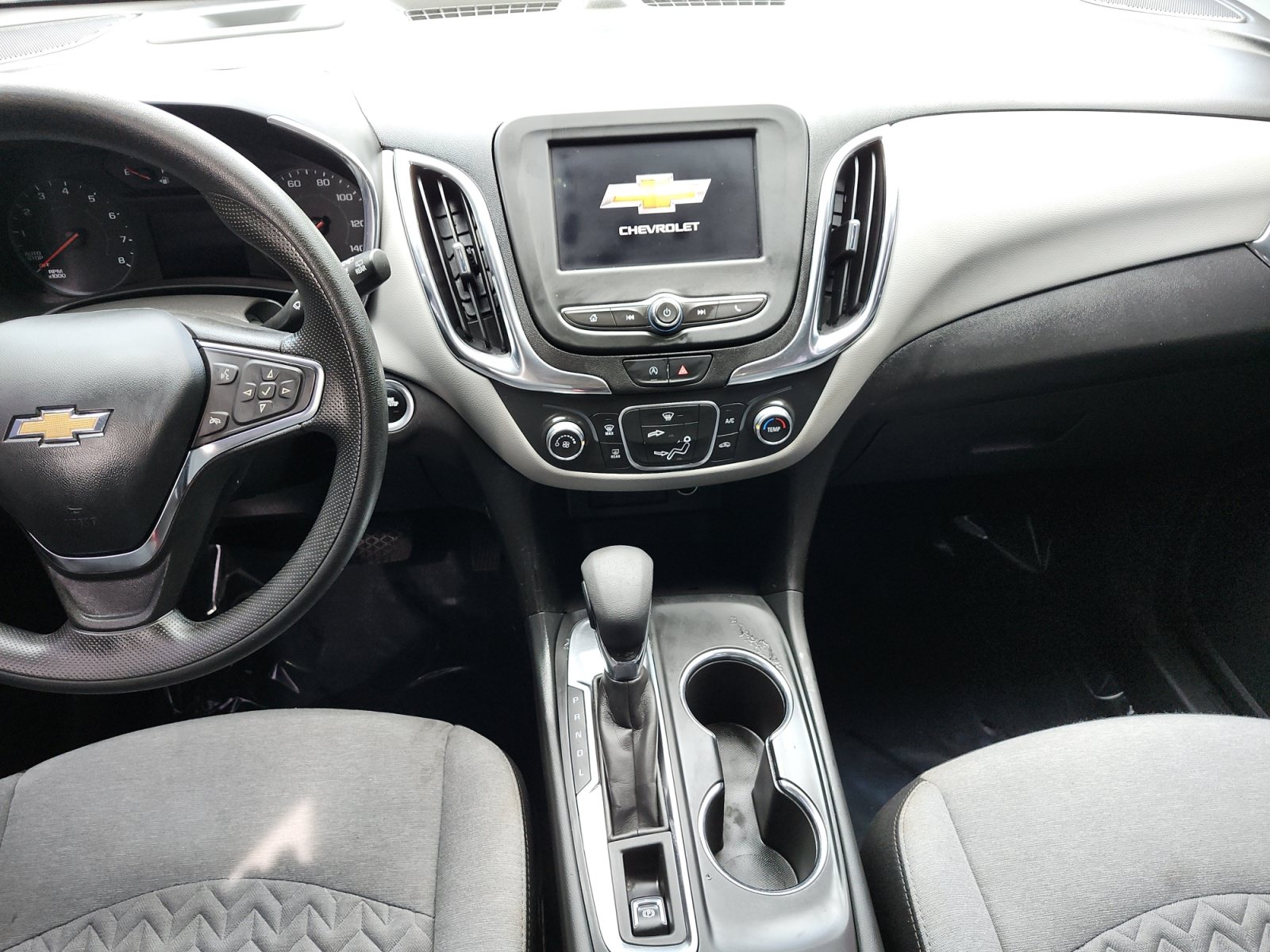 Used 2024 Chevrolet Equinox LS w/ Driver Confidence II Package FWD image 11