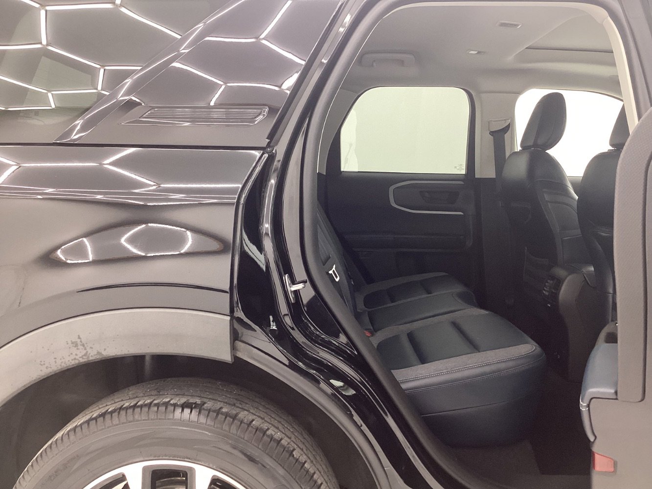 Used 2022 Ford Bronco Sport Outer Banks w/ Tech Package image 21