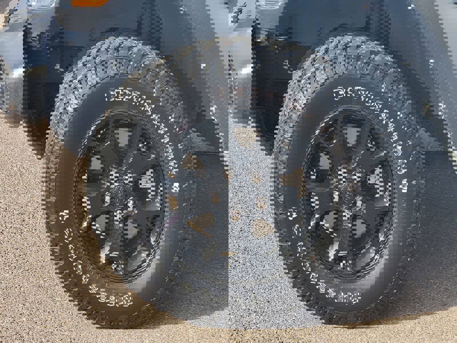 Used 2022 Jeep Wrangler Willys image 9