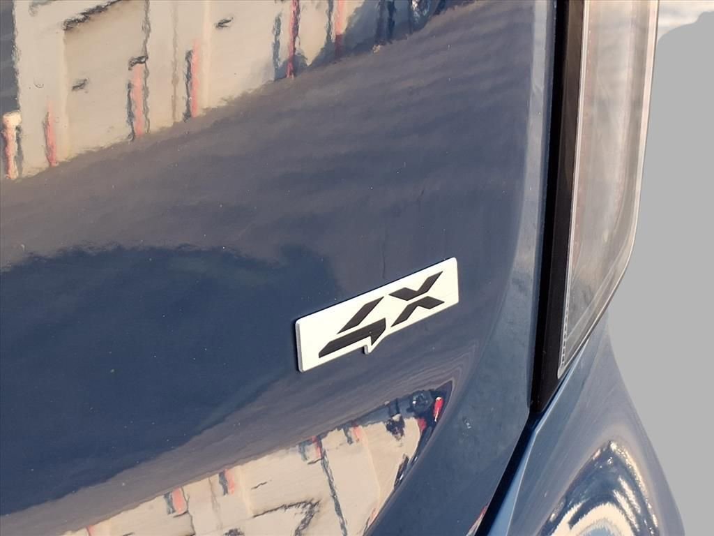 Used 2023 Kia Telluride EX w/ EX Captain's Chair Package image 21