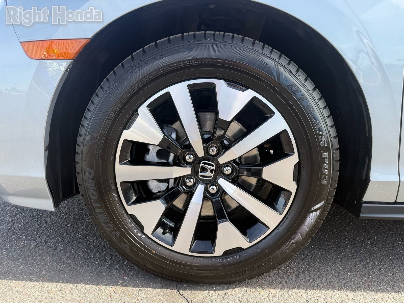 Certified 2025 Honda Odyssey EX-L image 11