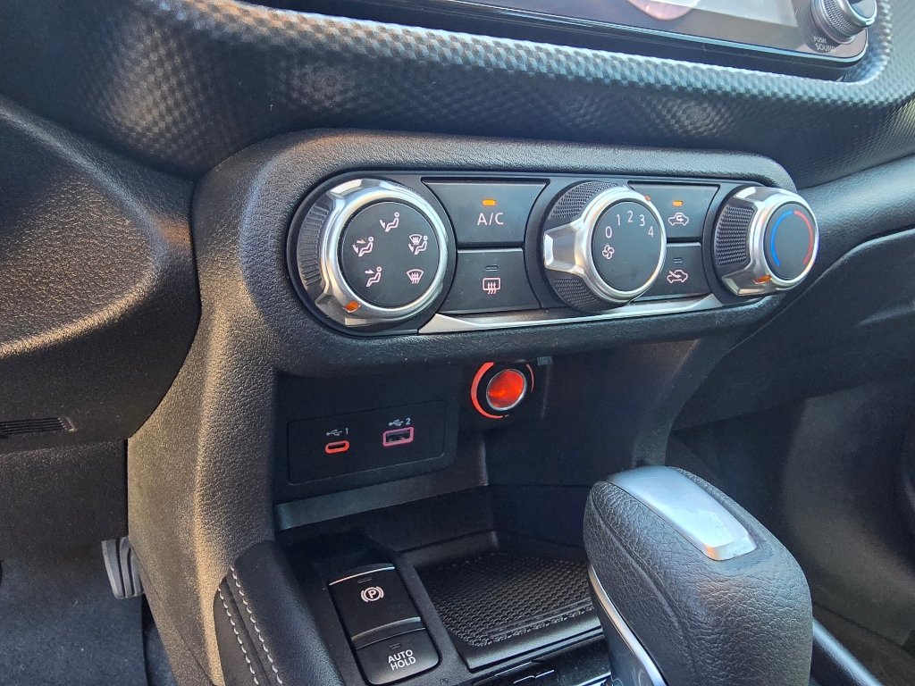 Used 2024 Nissan Kicks SV FWD image 22