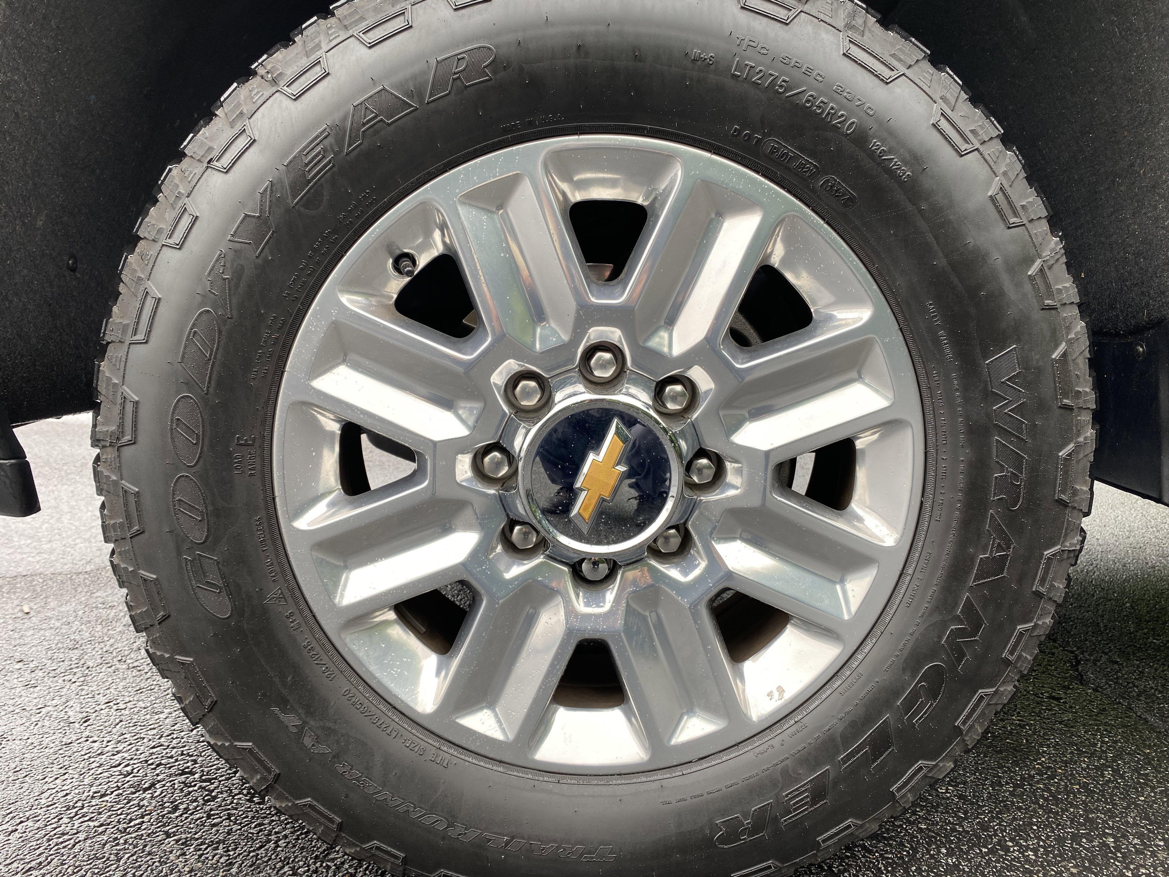 Used 2025 Chevrolet Silverado 2500 High Country w/ High Country Premium Package AWD/4WD image 51