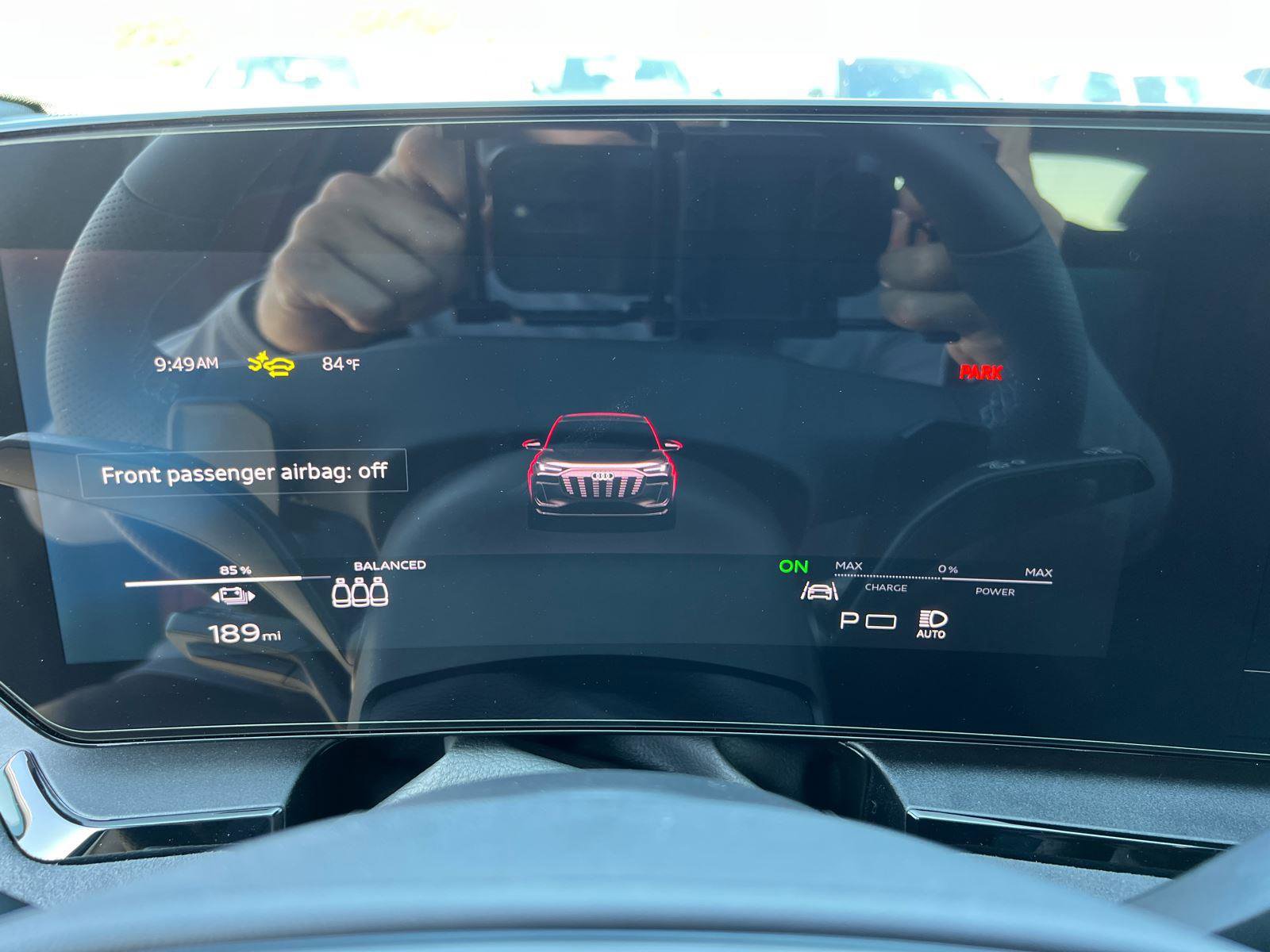 New 2025 Audi SQ6 e-tron Prestige w/ 21" Black Optic Wheel Package image 20