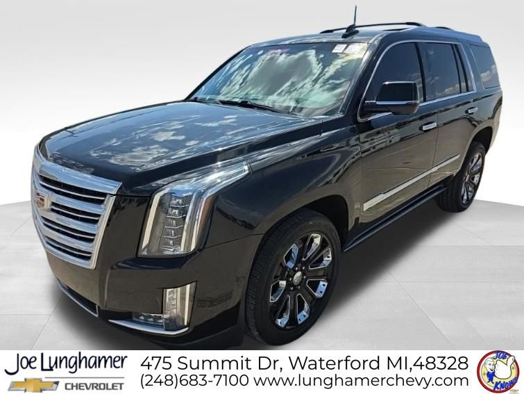 Used 2016 Cadillac Escalade Platinum AWD/4WD image 2
