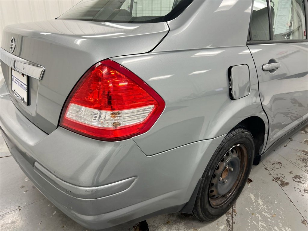 Used 2010 Nissan Versa 1.8 S w/ PWR Plus Pkg image 31