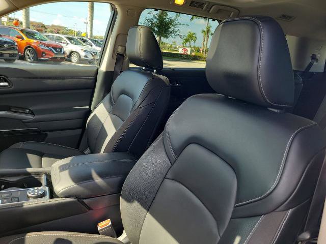 Certified 2023 Nissan Pathfinder SL w/ SL Premium Package image 22