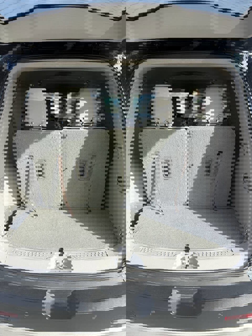 Used 2019 GMC Acadia SLT w/ LPO, Floor Liner Package image 20