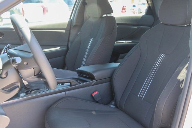 New 2026 Hyundai Elantra Sport FWD image 8