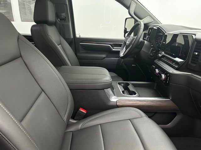 Used 2025 GMC Sierra 2500 SLT w/ SLT Premium Package image 36