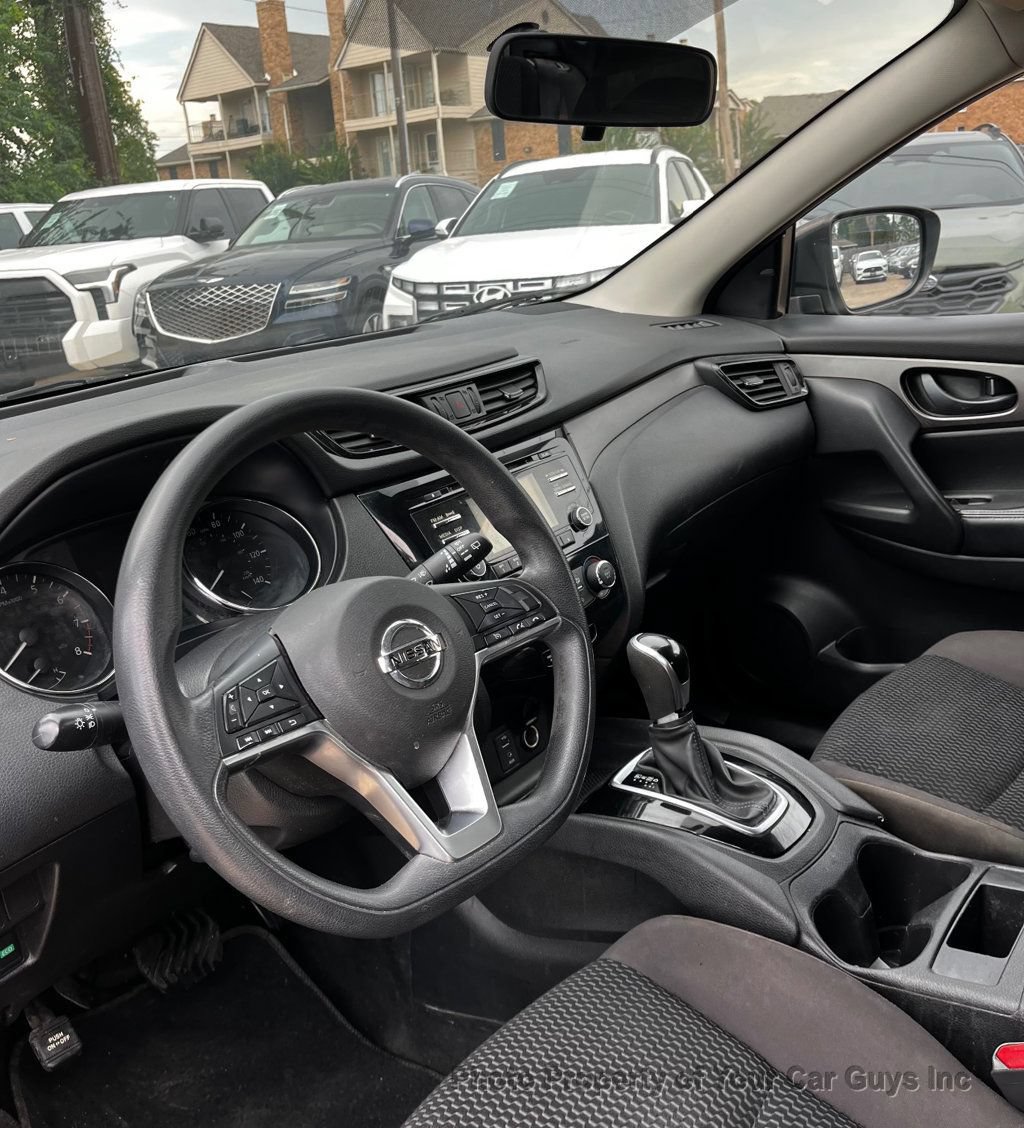 Used 2018 Nissan Rogue Sport S w/ S Appearance Package AWD/4WD image 17