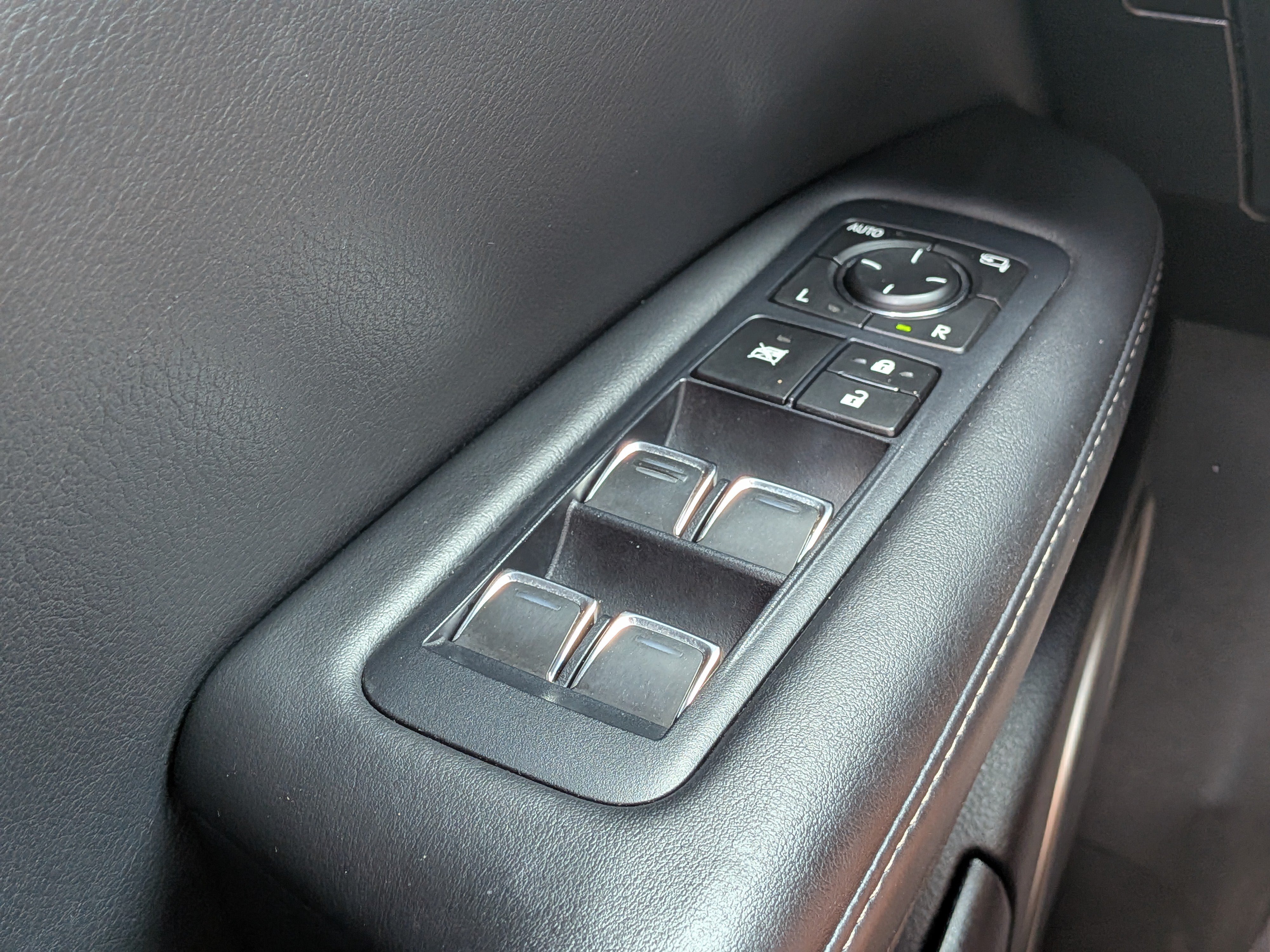 Used 2018 Lexus RX 350 AWD w/ Premium Package image 24
