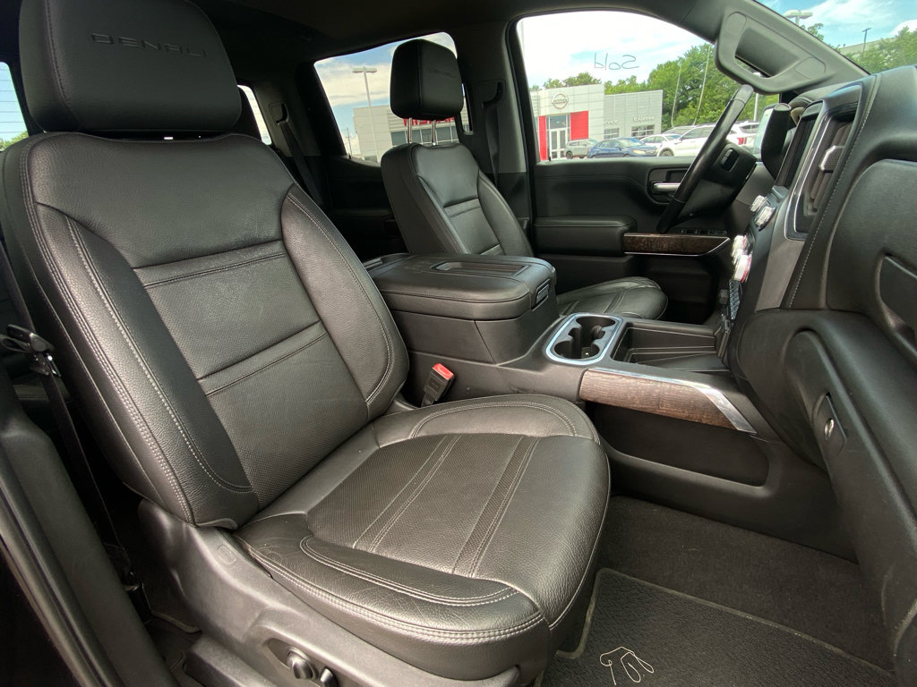 Used 2020 GMC Sierra 1500 Denali w/ Denali Ultimate Package AWD/4WD image 18