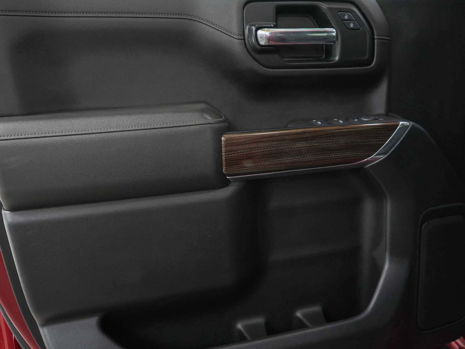 Used 2019 Chevrolet Silverado 1500 LT Trail Boss image 16