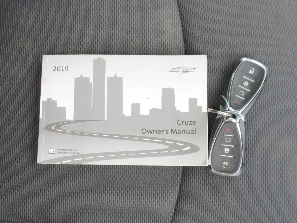Used 2019 Chevrolet Cruze LT w/ Convenience Package image 23