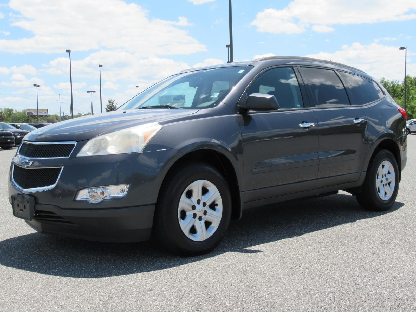 Used 2012 Chevrolet Traverse LS FWD image 3