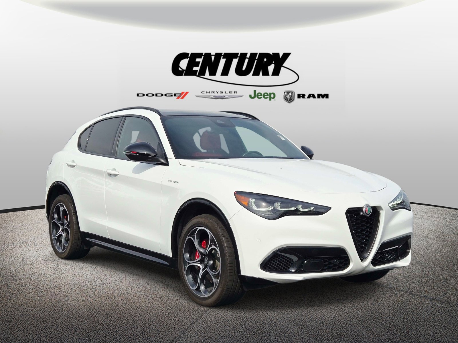 Used 2024 Alfa Romeo Stelvio Veloce AWD/4WD video 1