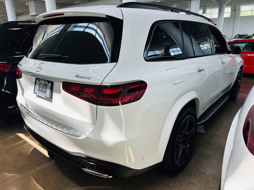 New 2026 Mercedes-Benz GLS 450 4MATIC image 2