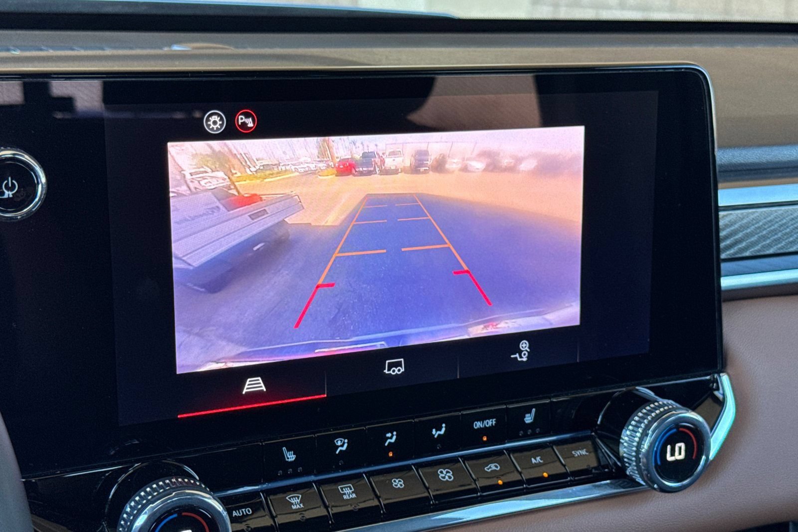 Certified 2025 GMC Canyon AT4 AWD/4WD image 19