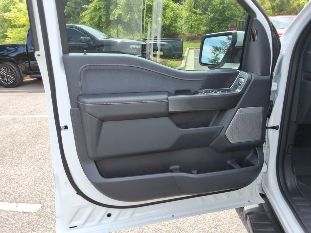 Used 2025 Ford F150 Lariat w/ Equipment Group 501A Mid AWD/4WD image 22