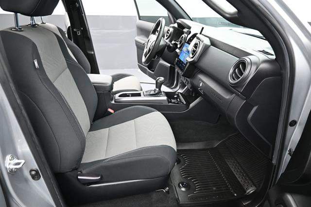 Certified 2023 Toyota Tacoma TRD Off-Road AWD/4WD image 19