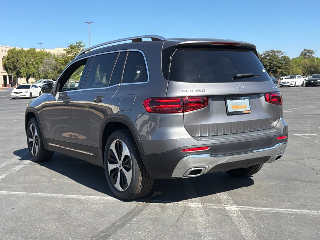 New 2026 Mercedes-Benz GLB 250 4MATIC image 10