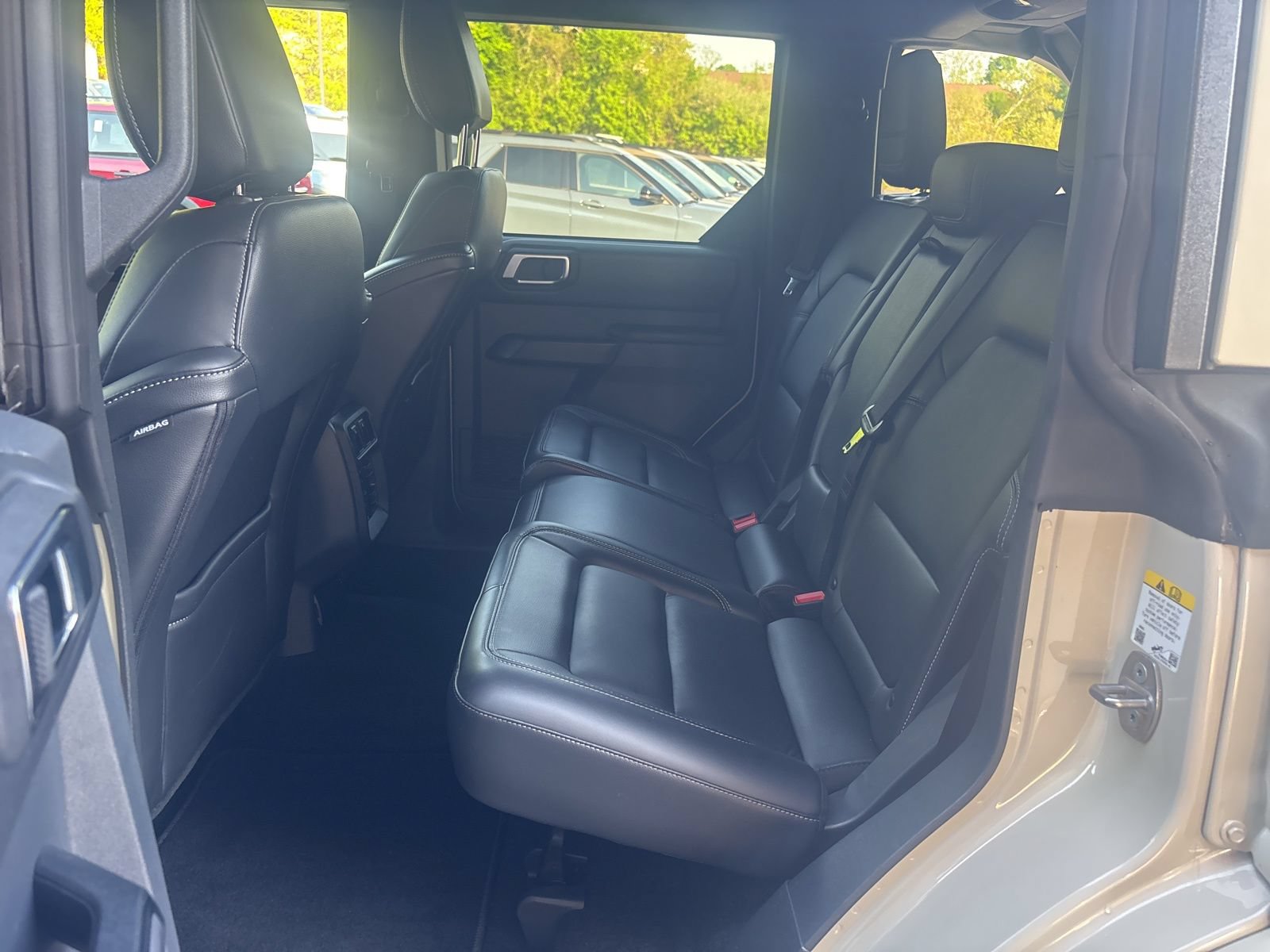 Used 2025 Ford Bronco Outer Banks AWD/4WD image 33