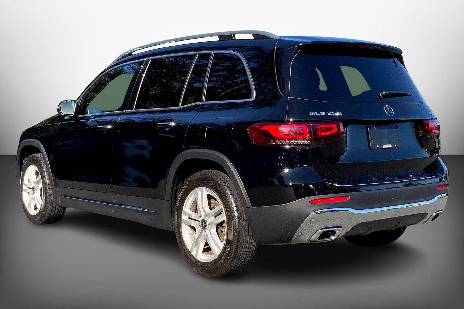 Used 2023 Mercedes-Benz GLB 250 4MATIC image 14