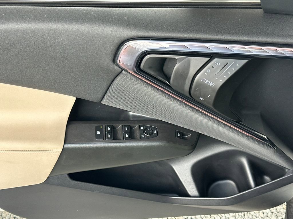 Used 2025 BMW X3 xDrive30i w/ Convenience Package image 3