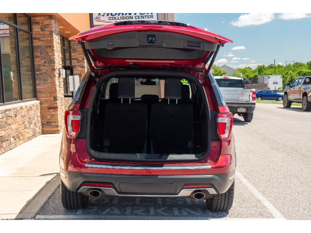 Used 2018 Ford Explorer Limited w/ Equipment Group 301A AWD/4WD image 31