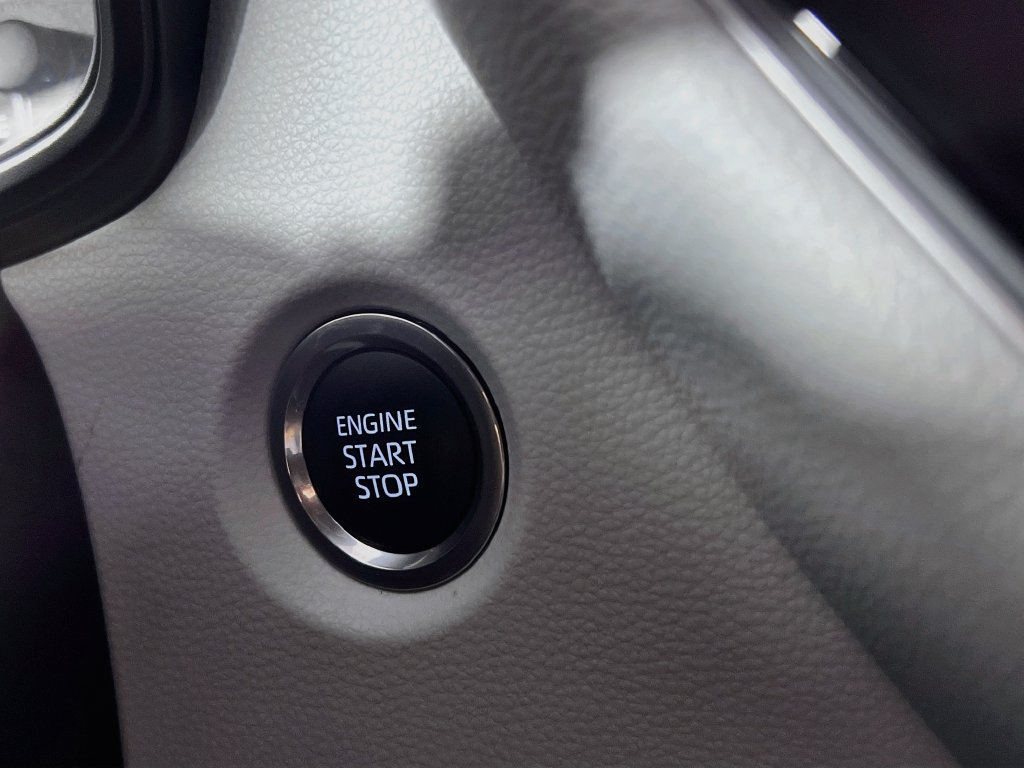 Used 2024 Toyota Corolla SE FWD image 20